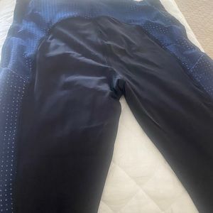 Athleta leggings